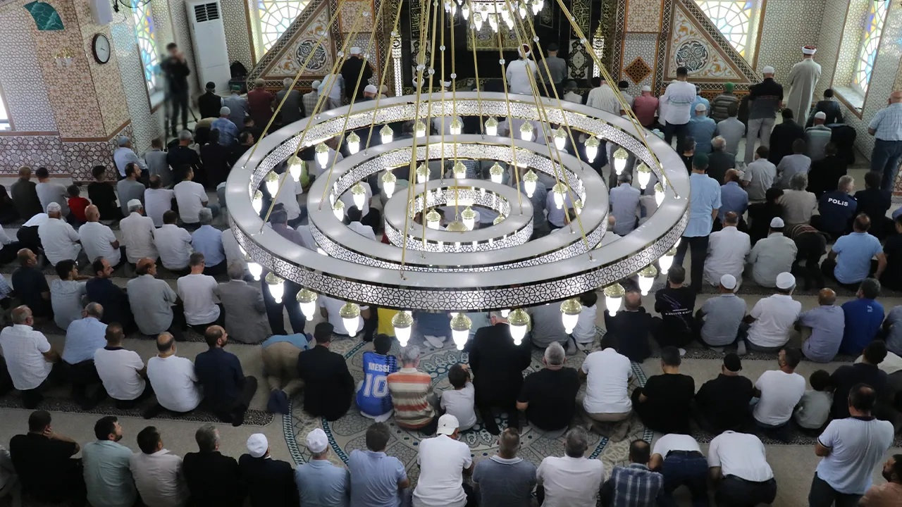 HAFTANIN HUTBESİ DİL, İNSANIN YA CENNETİ YA DA CEHENNEMİDİR