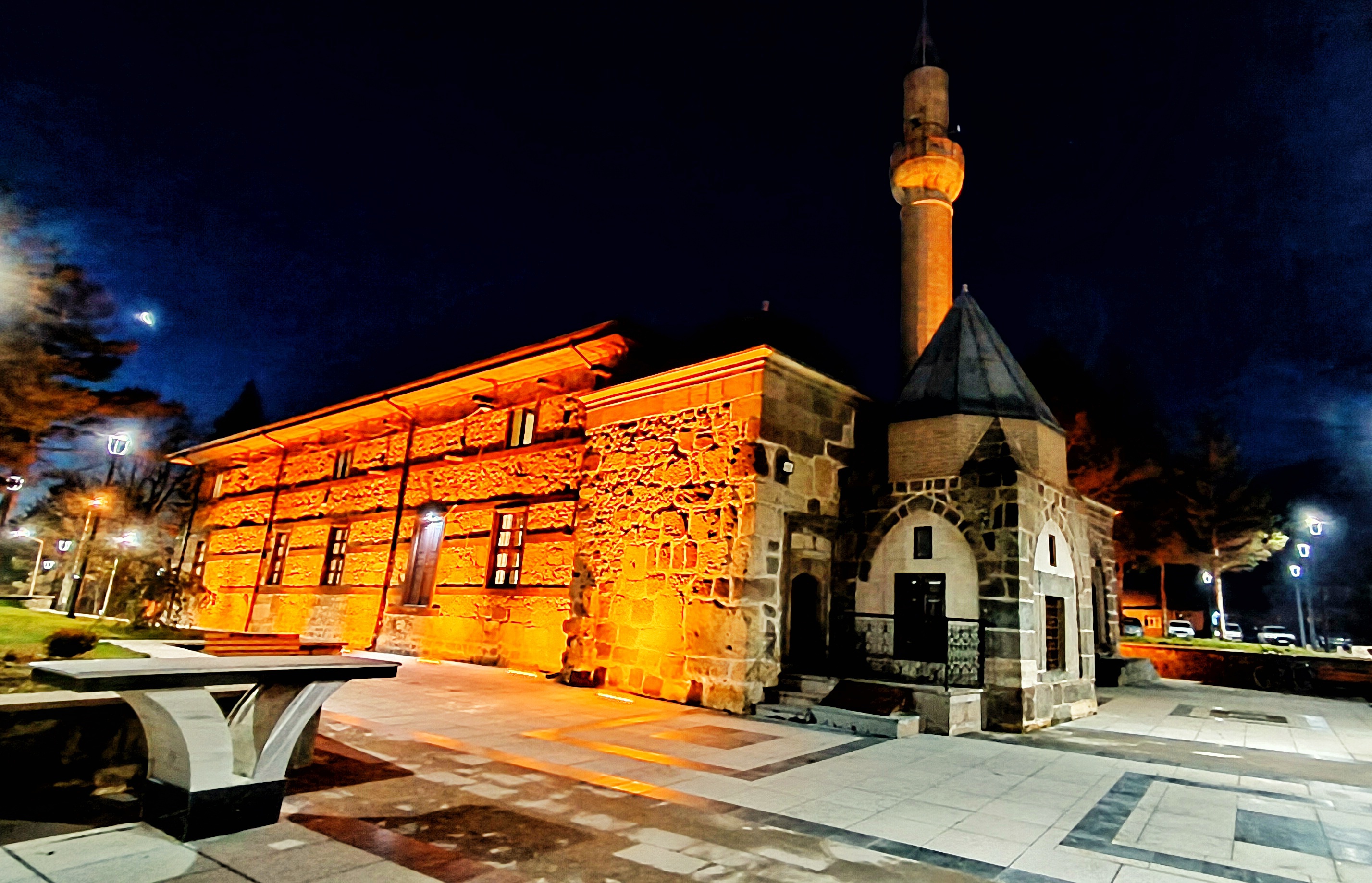 HAFTANIN HUTBESİ HAYATI DEĞERLİ KILAN ÖLÇÜ: İMAN