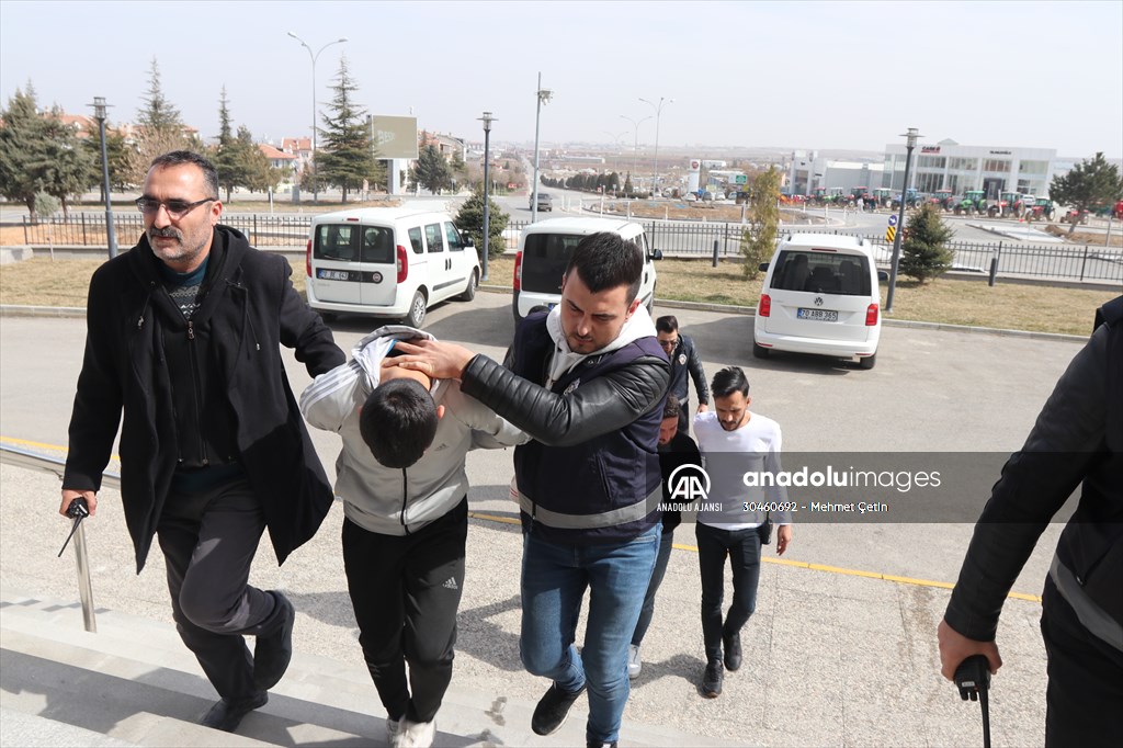 Hatay'da enkazdan hırsızlık yapan zanlı Karaman'da tutuklandı