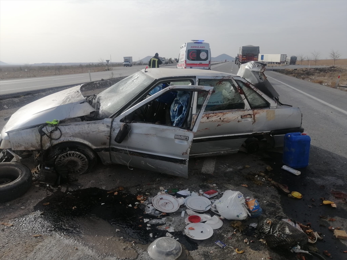 Hatay'dan Konya'ya gelirken kaza yapan depremzede yaralandı