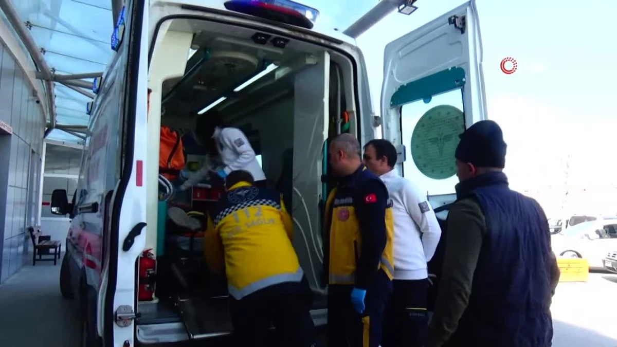 Hazır beton şantiyesinde çalışan işçi iskeleden düştü: 1 yaralı