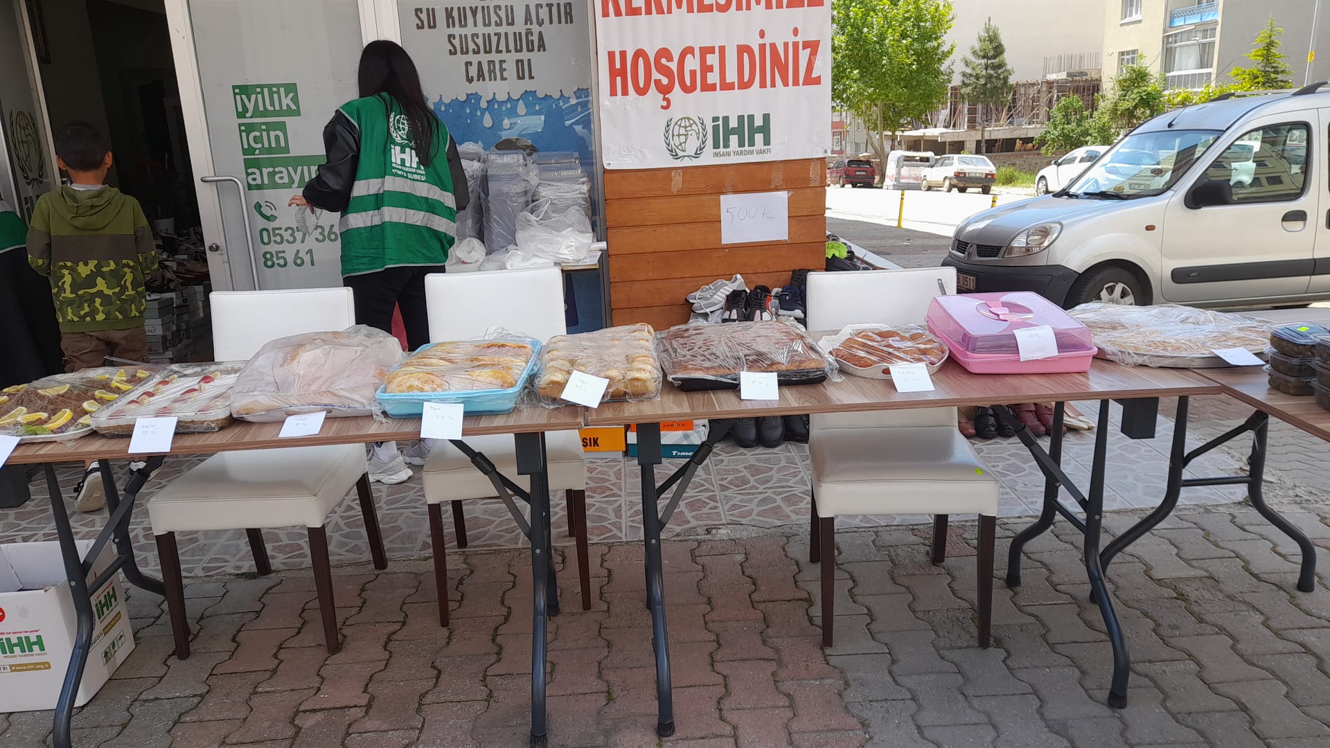 IHH Seydişehir kadın kolları kermes düzenledi