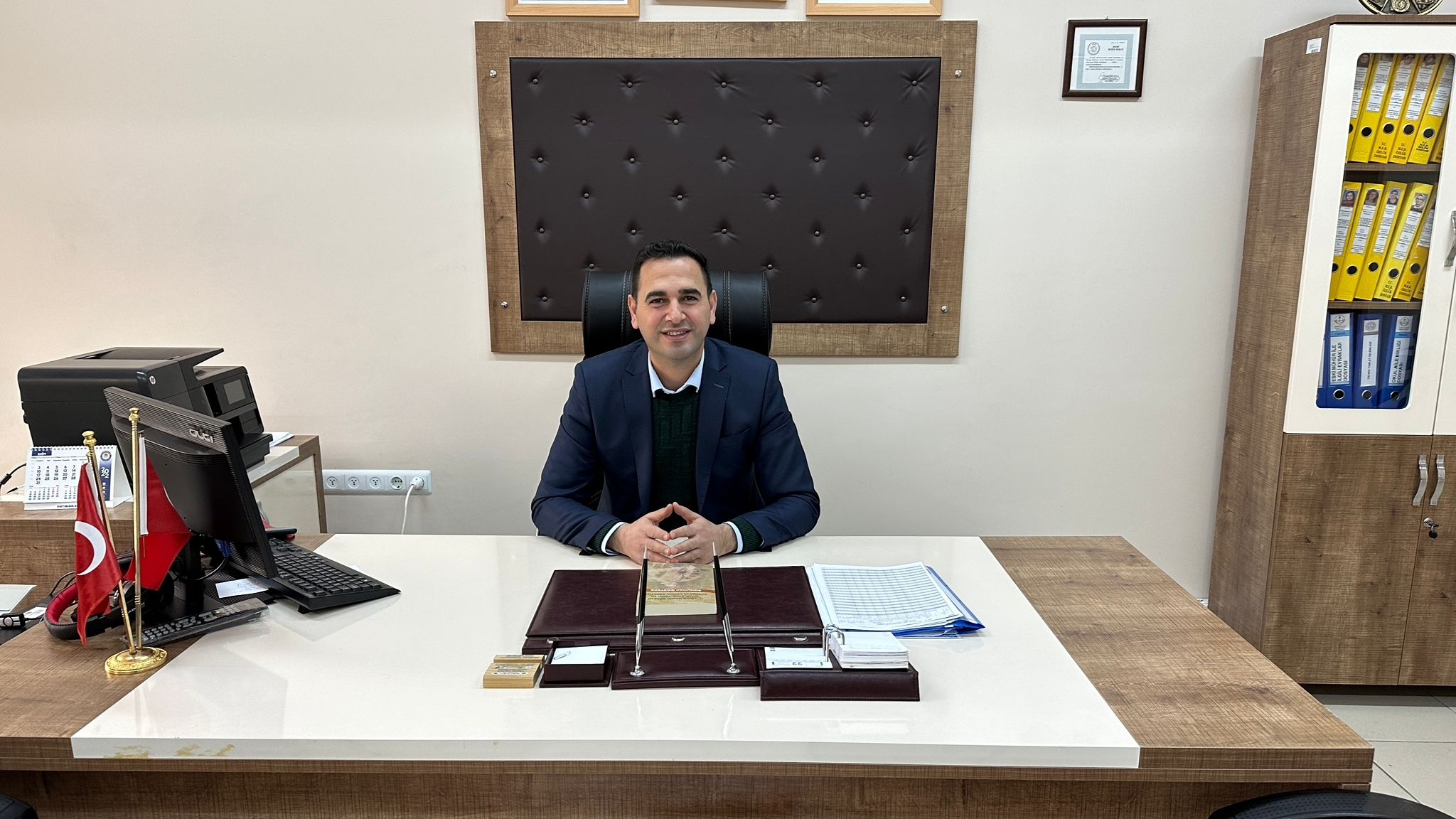 İlçemiz Mahmut Esat Ortaokulu Müdürü Süleyman Boztepe, eğitimcilerin ufkunu açacak bir kitap yazdı