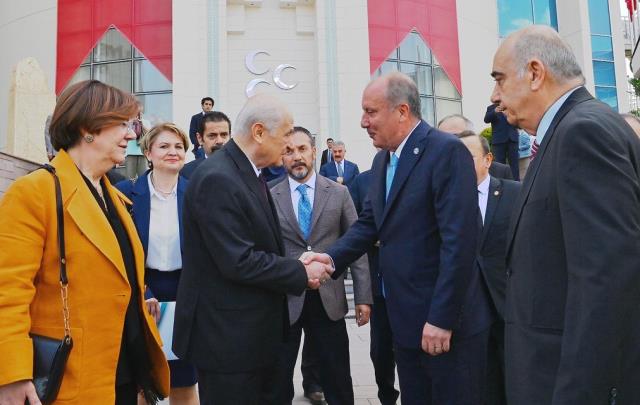 İnce, MHP'yi ziyaret etti! Görüşmeye Devlet Bahçeli'nin çıkıştaki hareketi damga vurdu