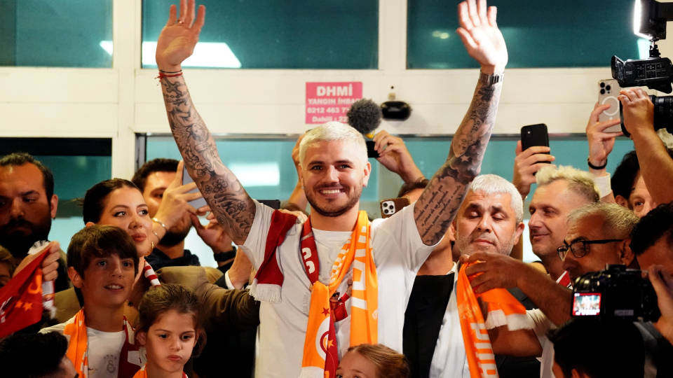 İSTANBUL - Galatasaray'ın transfer görüşmelerine başladığı Mauro Icardi, İstanbul'a geldi