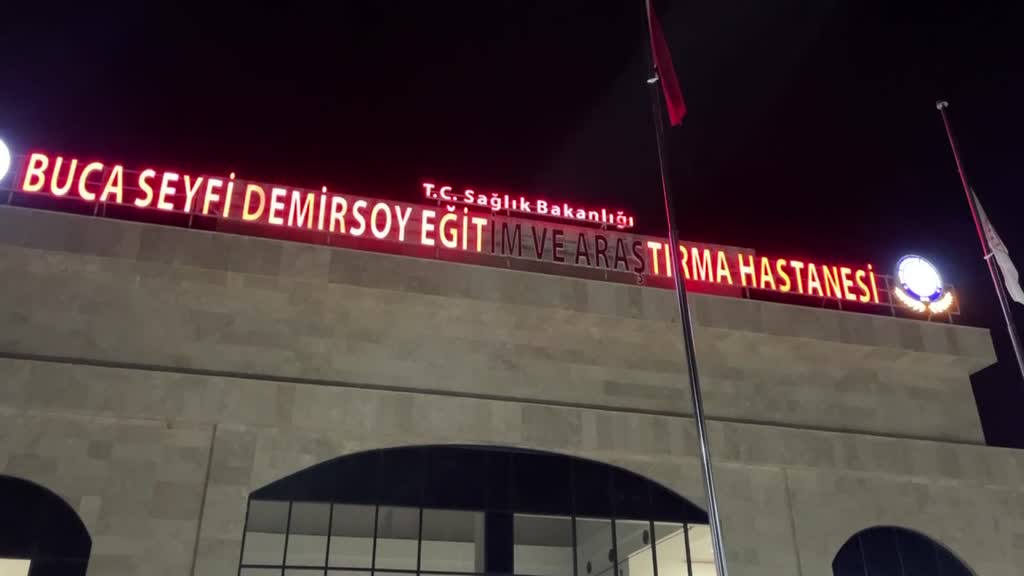 İZMİR - Buca'da çıkan kavgada 2 kişi öldü