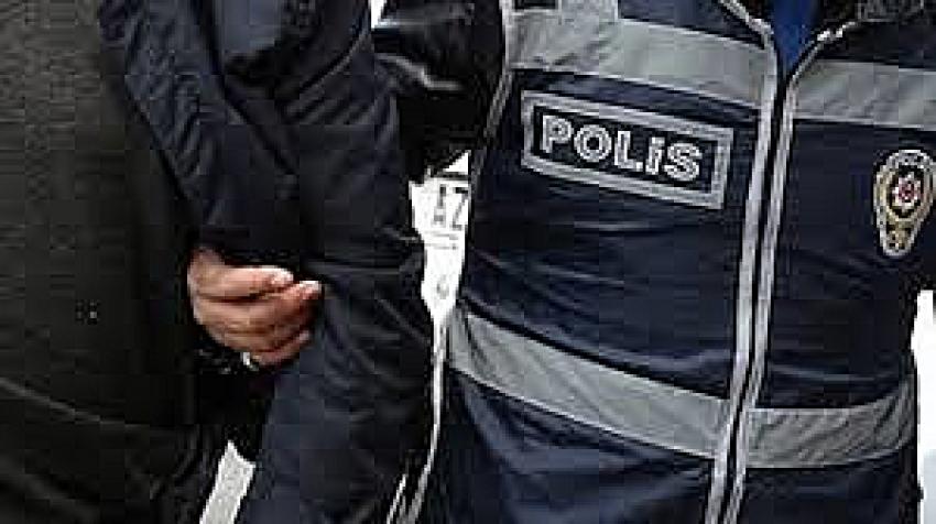 İzmir merkezli 62 ilde FETÖ operasyonu