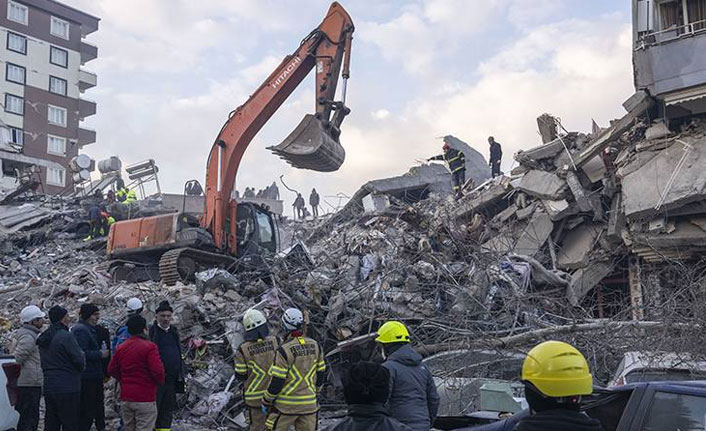 Kahramanmaraş'ta yıkılan binalarla ilgili soruşturma başlatıldı