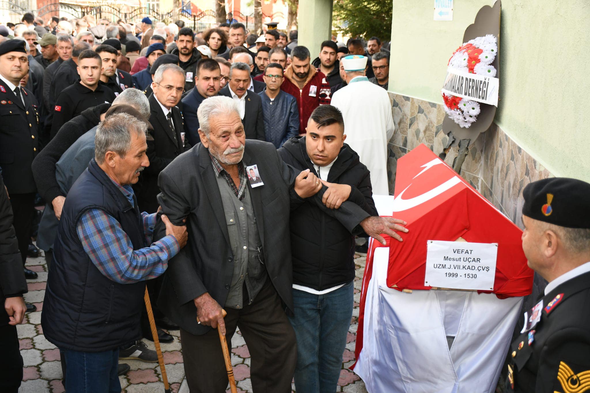 Kalp krizi geçiren Uzman Çavuş Mesut Uçar Seydişehir'de toprağa verildi