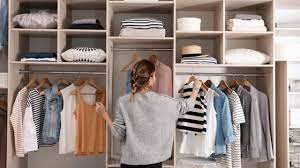 Kapsül Dolaplar : Moda Dünyasında Yeni Bir Değişim ve Minimalist Yaklaşım