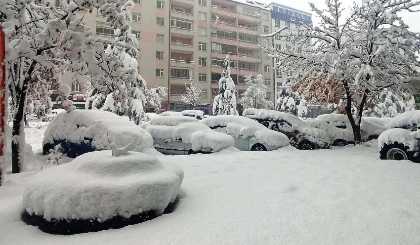 KAR YAĞIŞI SONRASI SICAKLIK 10 DERECE  DÜŞECEK 