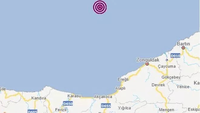 Karadeniz'de deprem! İstanbul'da da hissedildi