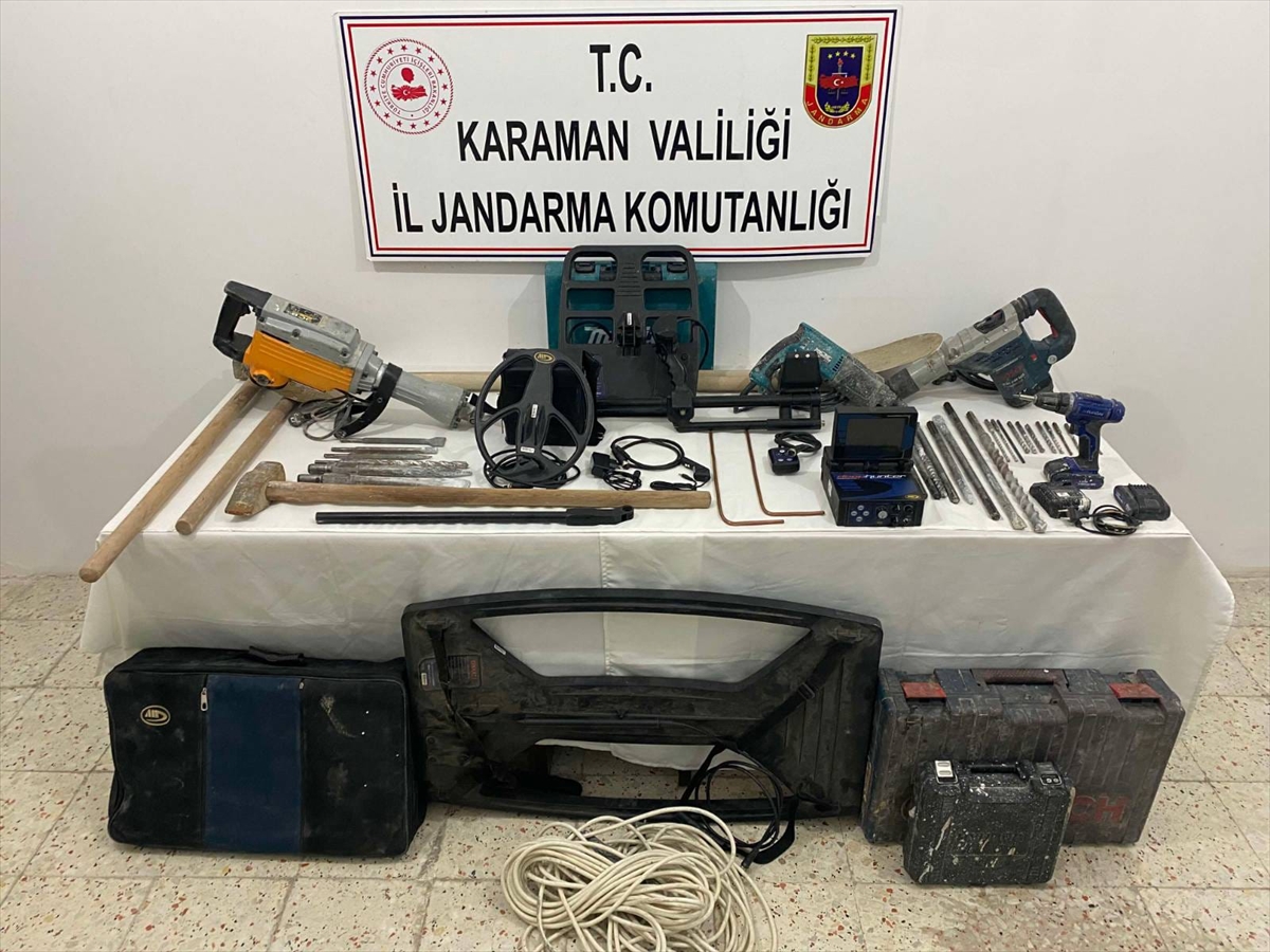 Karaman'da kaçak kazı yapan 5 şüpheli yakalandı