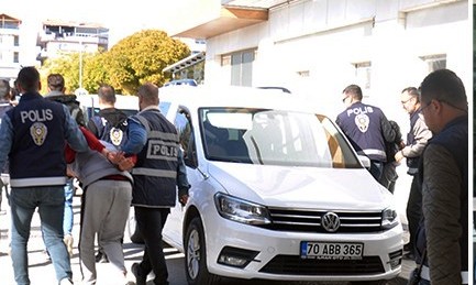Karaman'da son bir haftada 6 motosiklet çalan 5 kişi Konya'da yakalandı.