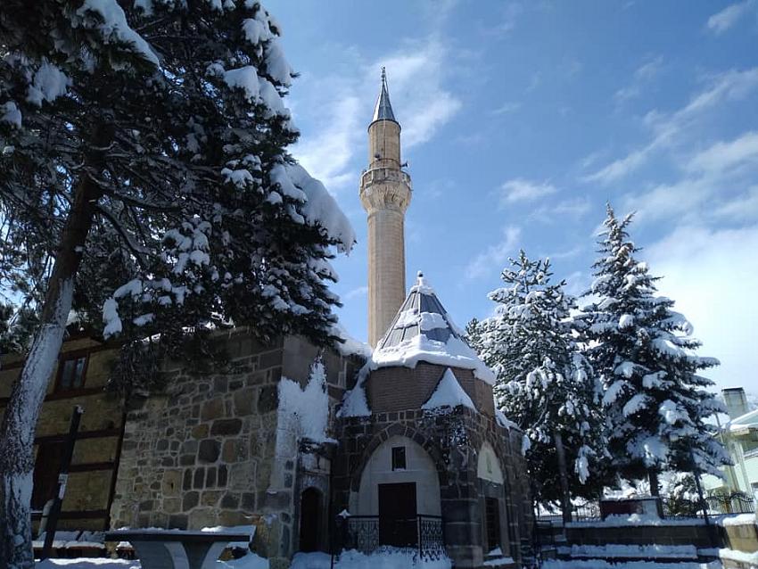 Kaymakam Aydın ERDOĞAN, Berat Kandili dolayısıyla bir mesaj yayımladı.