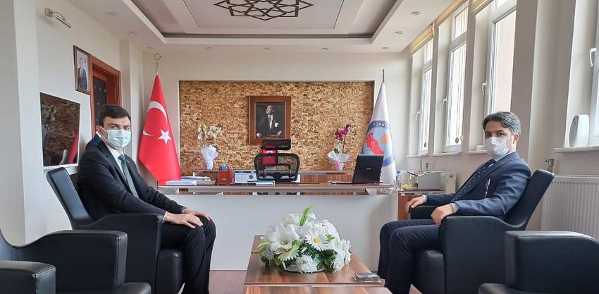 Kaymakam Erdoğan'dan  Ahırlı  Kaymakamına  ziyareti