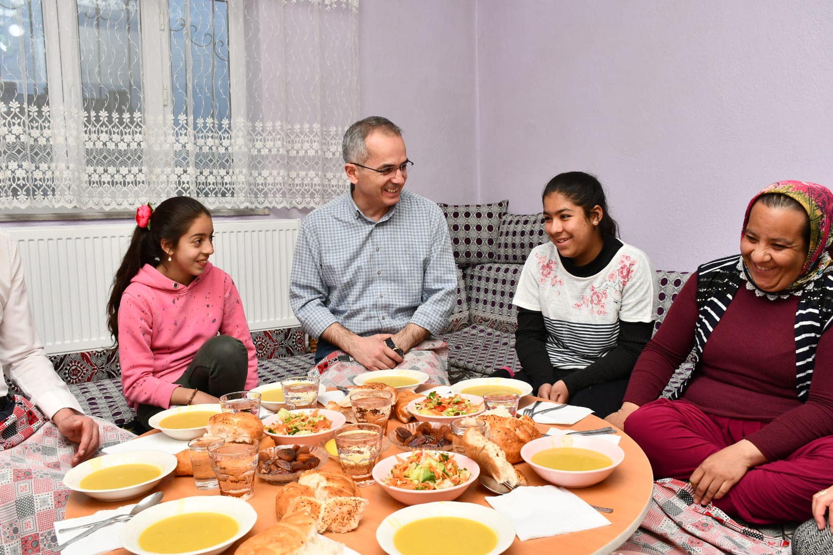 Kaymakam  Pişkin  iftarda Palaz ailesinin konuğu oldu