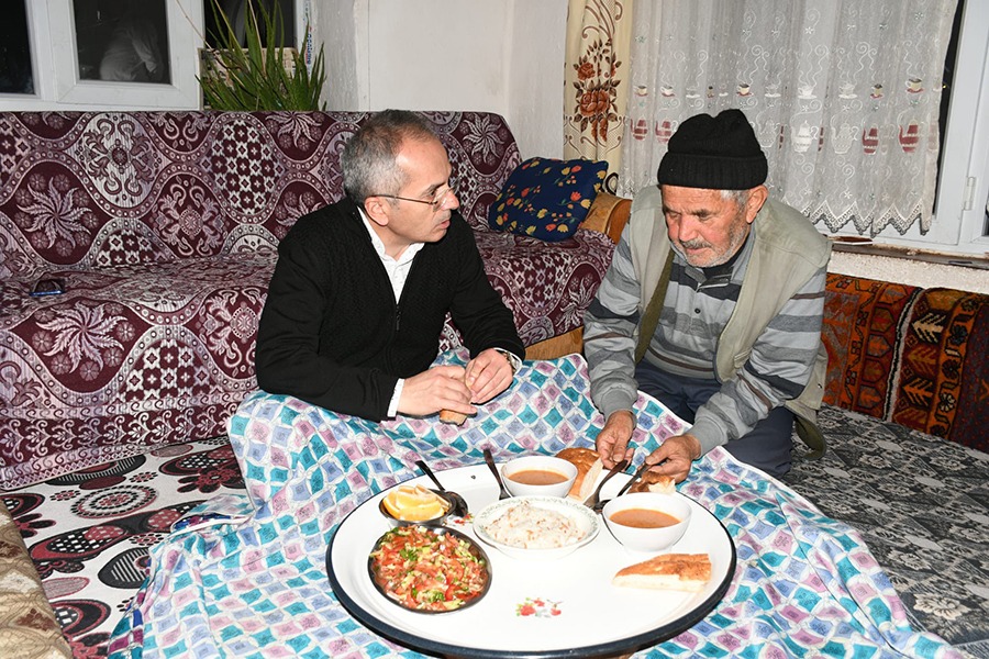 Kaymakam Pişkinden Duygu  yüklü  paylaşım