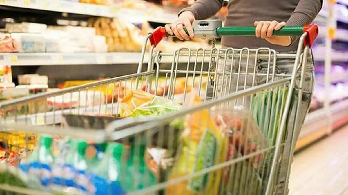 KDV fırsatçıları yine sahnede! Önce  zam sonra indirim