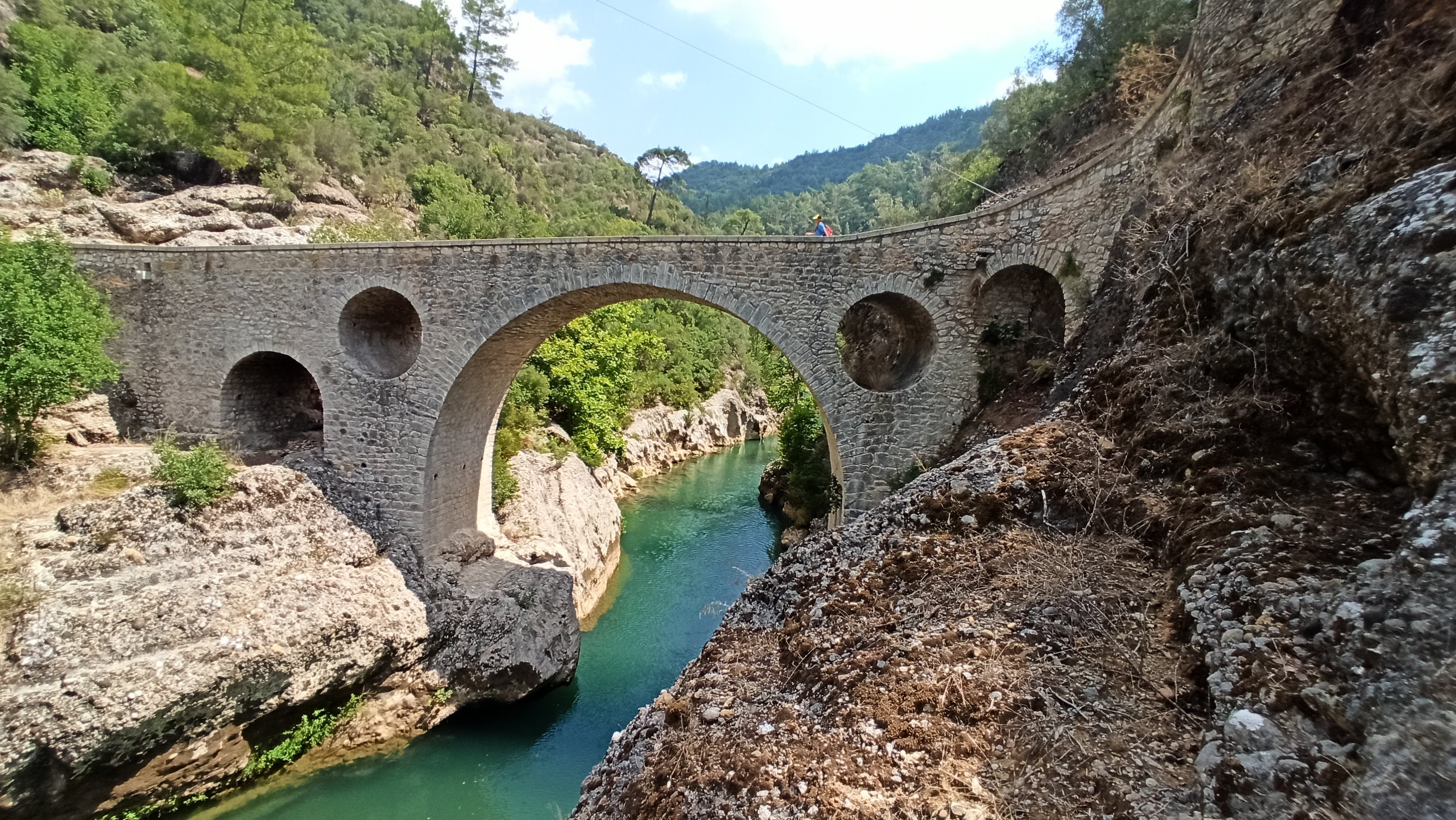Konya -Alanya arasında “Tarihi Kervan Göç Yolu” üzerinde  bulunan Ali Köprüsü  FOTO  VİDEO