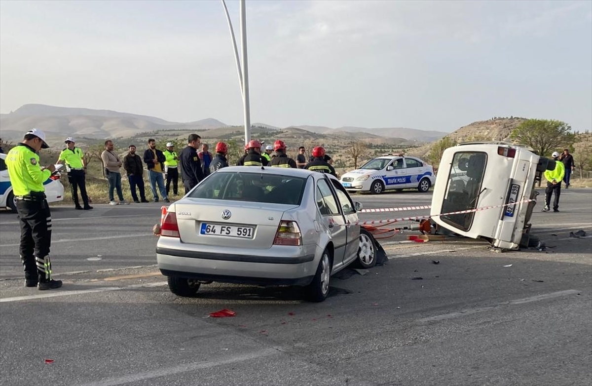 Konya  Beyşehir   yolunda  trafik kazası! 1 kişi hayatını kaybetti