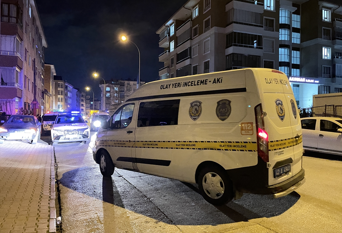 KONYA - Boşanma aşamasındaki eşini tabancayla öldüren kişi intihar etti