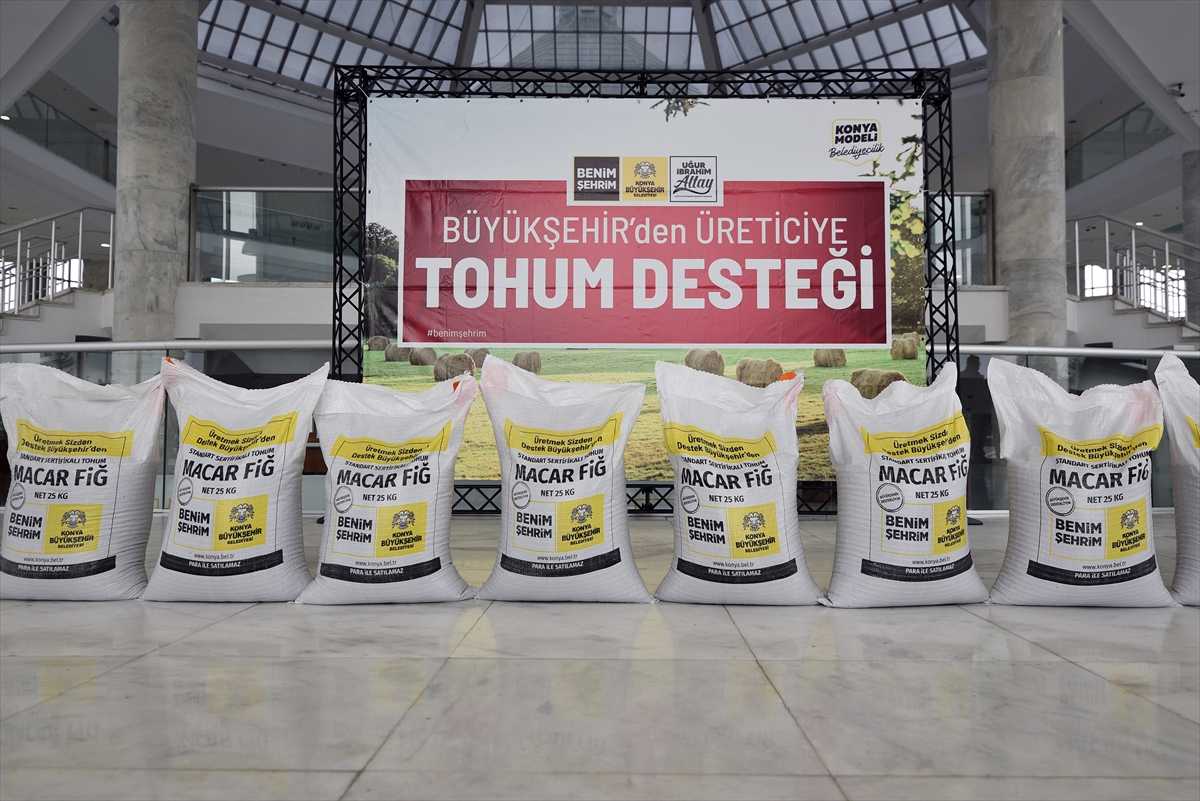 Konya Büyükşehir Belediyesinden çiftçiye tohum desteği