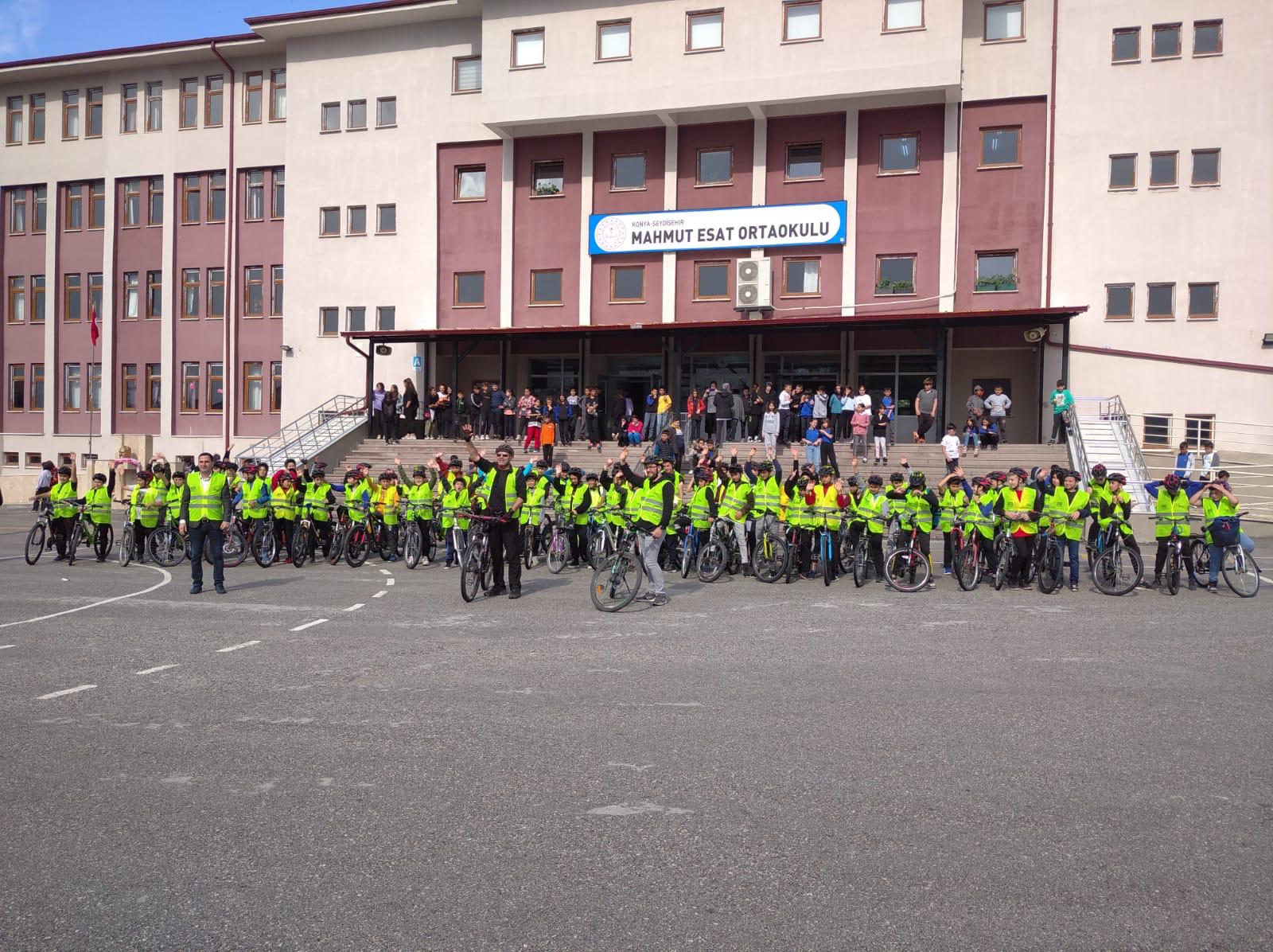 Konya Büyükşehir Belediyesinden Seydişehir Mahmut Esat Ortakulunda anlamlı proje: Güvenli Okul Yolları