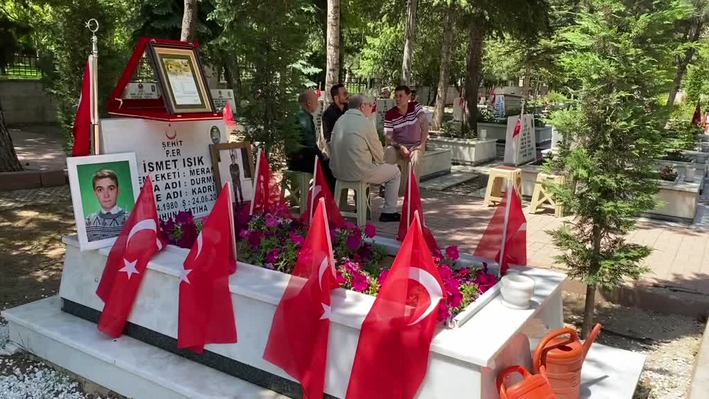 KONYA - Cinayete kurban giden askerin şehadet belgesi 21 yıl sonra verildi