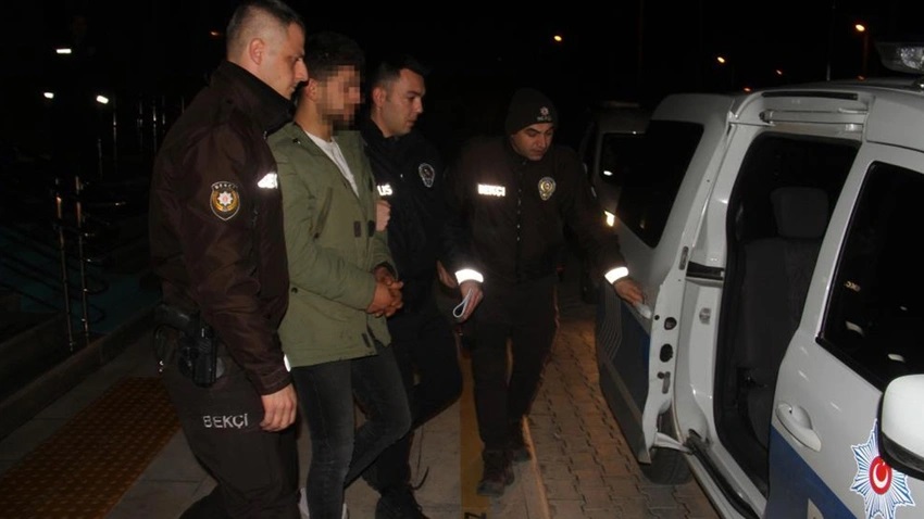 Konya'da 1 kişinin öldüğü, 1 kişinin yaralandığı silahlı kavgaya ilişkin 3 tutuklama
