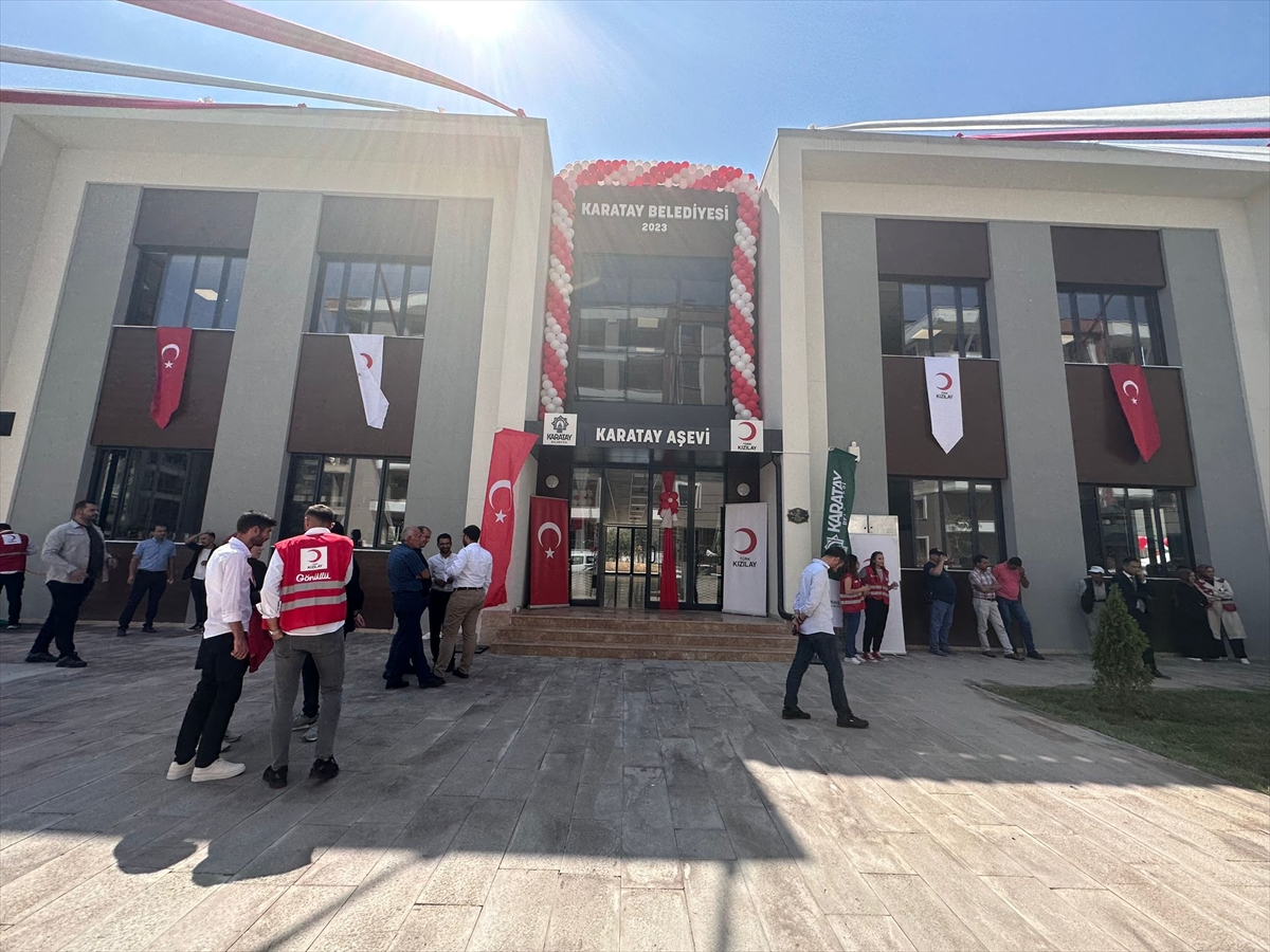 Konya'da 10 bin kişi kapasiteli Karatay Aşevi açıldı