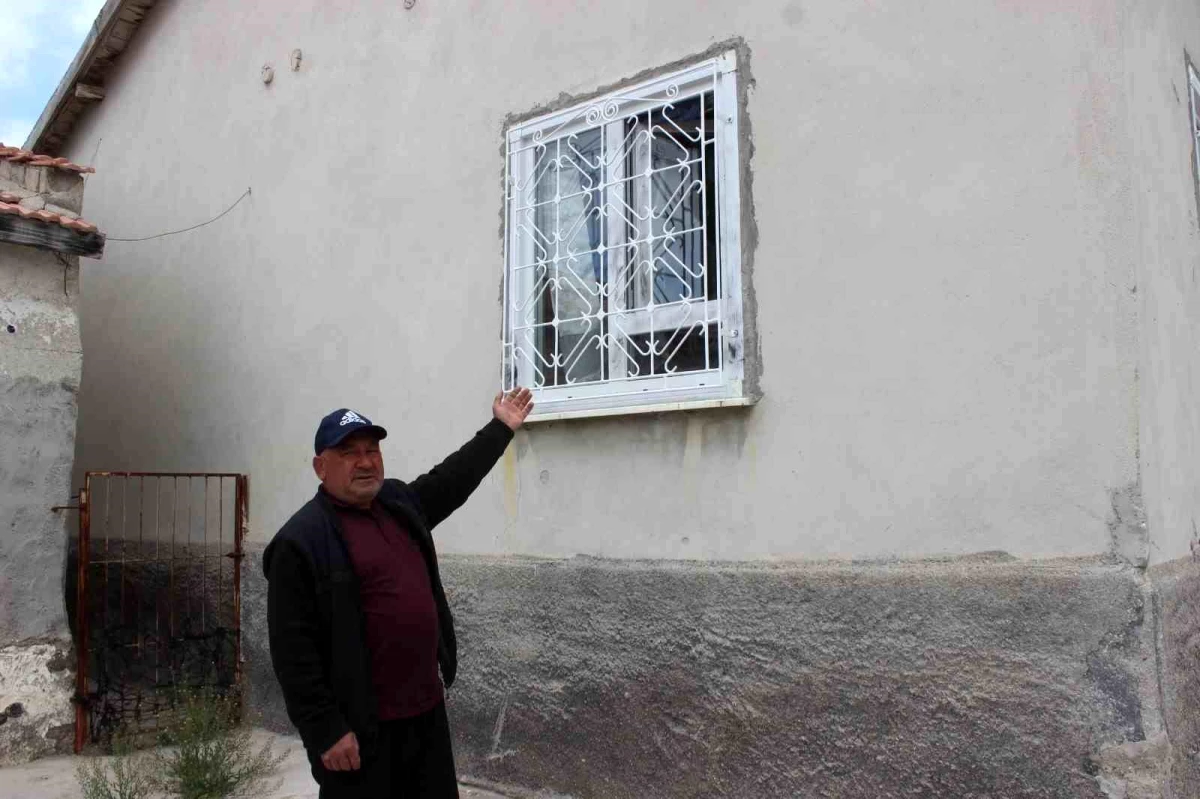 Konya'da 2 Milyon Lira Değerinde Altın ve Döviz Çalındı