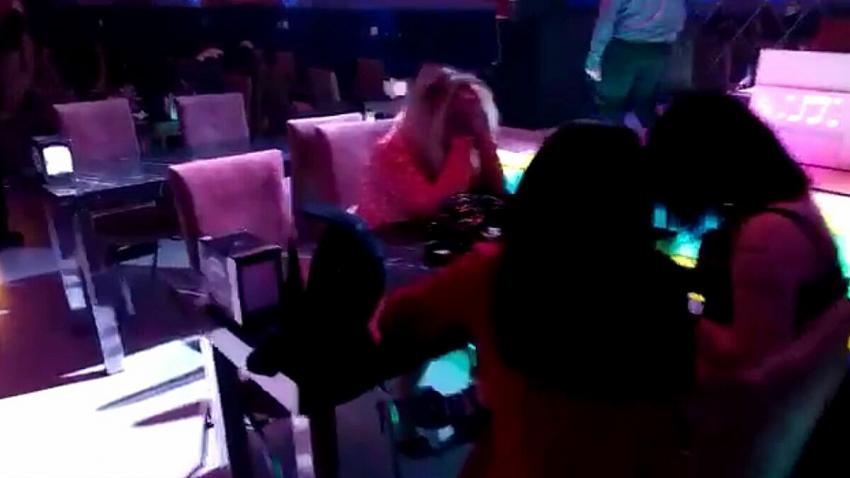 Konya'da 3 eğlence mekanındaki 74 kişiye Kovid-19 tedbirlerini ihlalden ceza