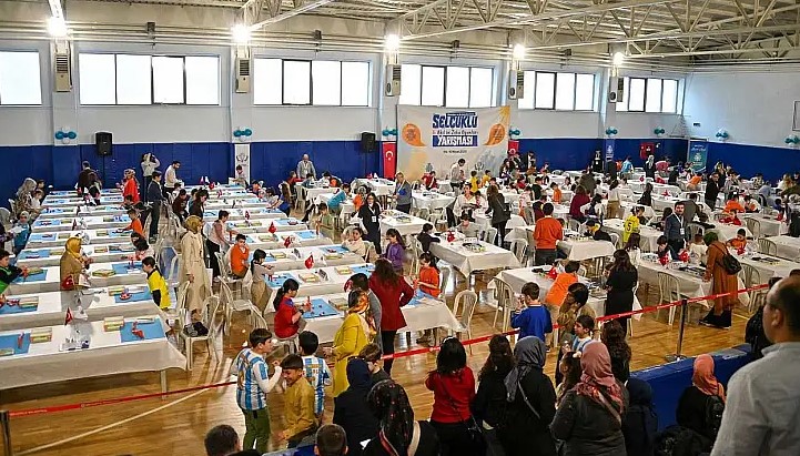 Konya'da 6. Akıl ve Zeka Oyunları yarışması başladı