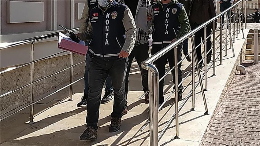 Konya'da aynı aileden 7 kişinin öldürüldüğü silahlı saldırıyla ilgili yakalanan 14 zanlıdan 10'u tutuklandı