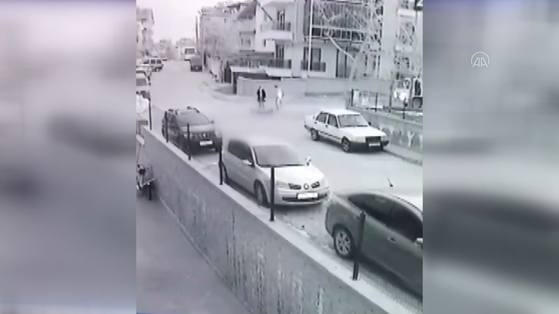 Konya'da bir kişinin öldüğü silahlı kavganın güvenlik kamerası görüntüleri ortaya çıktı