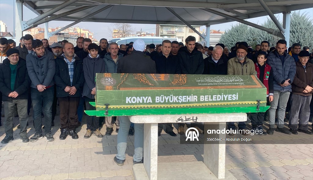 Konya'da böcek ilacından zehirlenerek ölen çocuğun cenazesi defnedildi