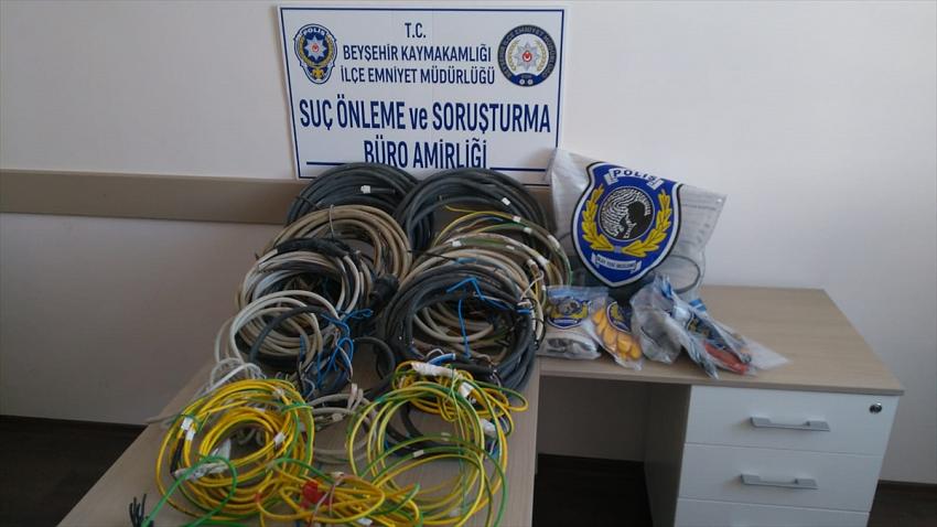 Konya'da çaldığı valizle kablo hırsızlığı yapan zanlı tutuklandı
