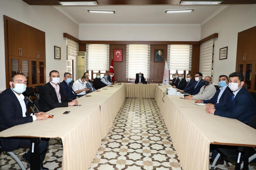 Konya’da engelli ve yaşlı aylıkları evlerinde ödenecek.