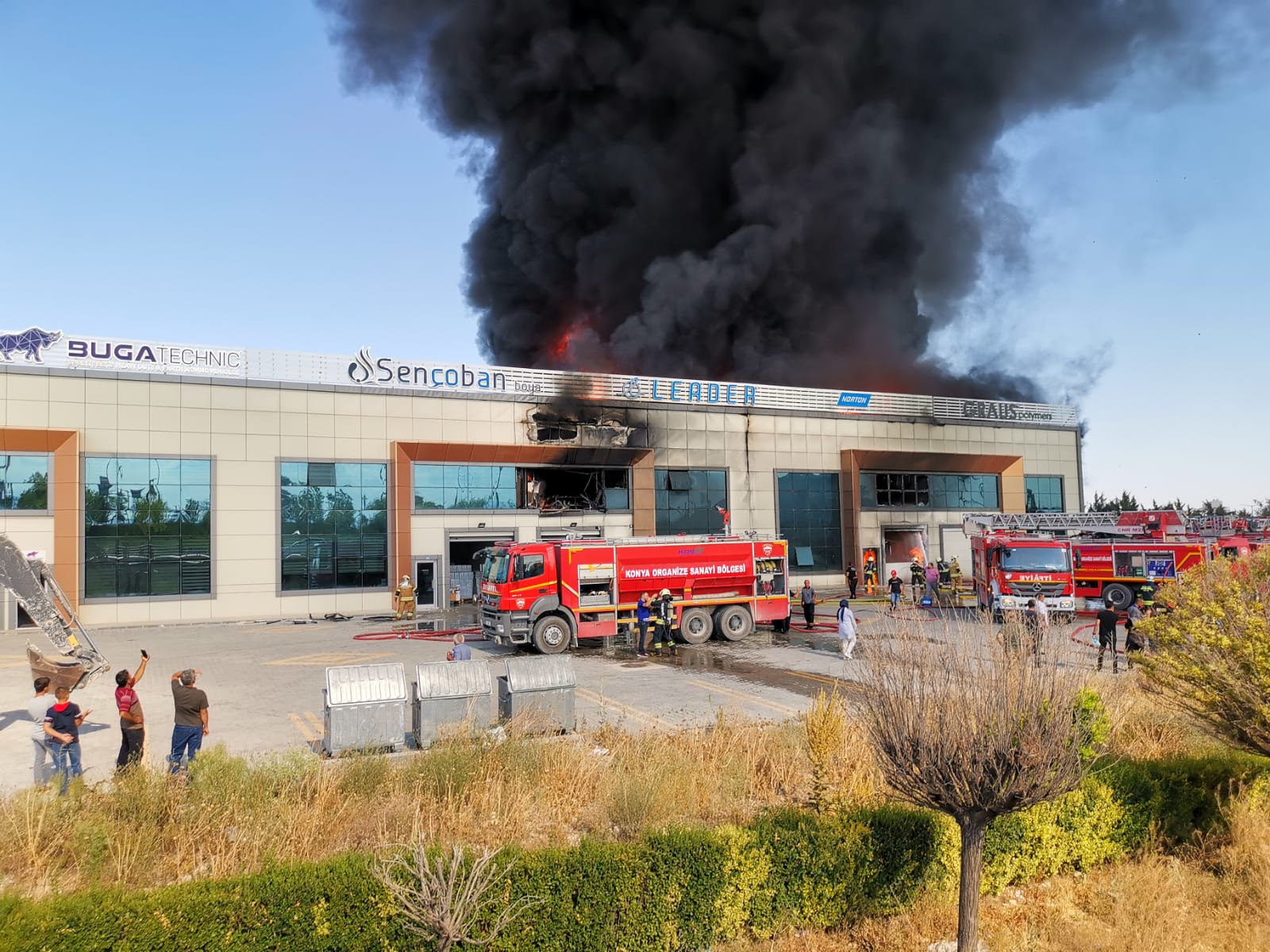 Konya'da fabrika yangını!