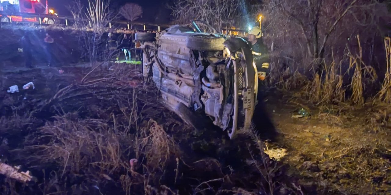 Konya’da feci kaza! Aynı aileden 3 kişi öldü