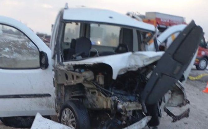 Konya’da Feci Trafik Kazası: 2 Ölü, 1 Ağır Yaralı
