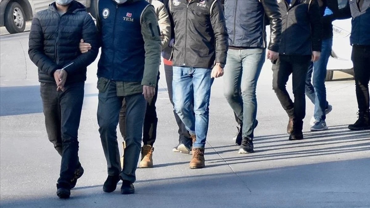 Konya'da FETÖ operasyonu: 4 zanlı gözaltına alındı