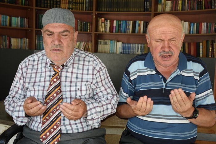 Konya’da görme engelli 2 hafızın örnek başarı hikayesi