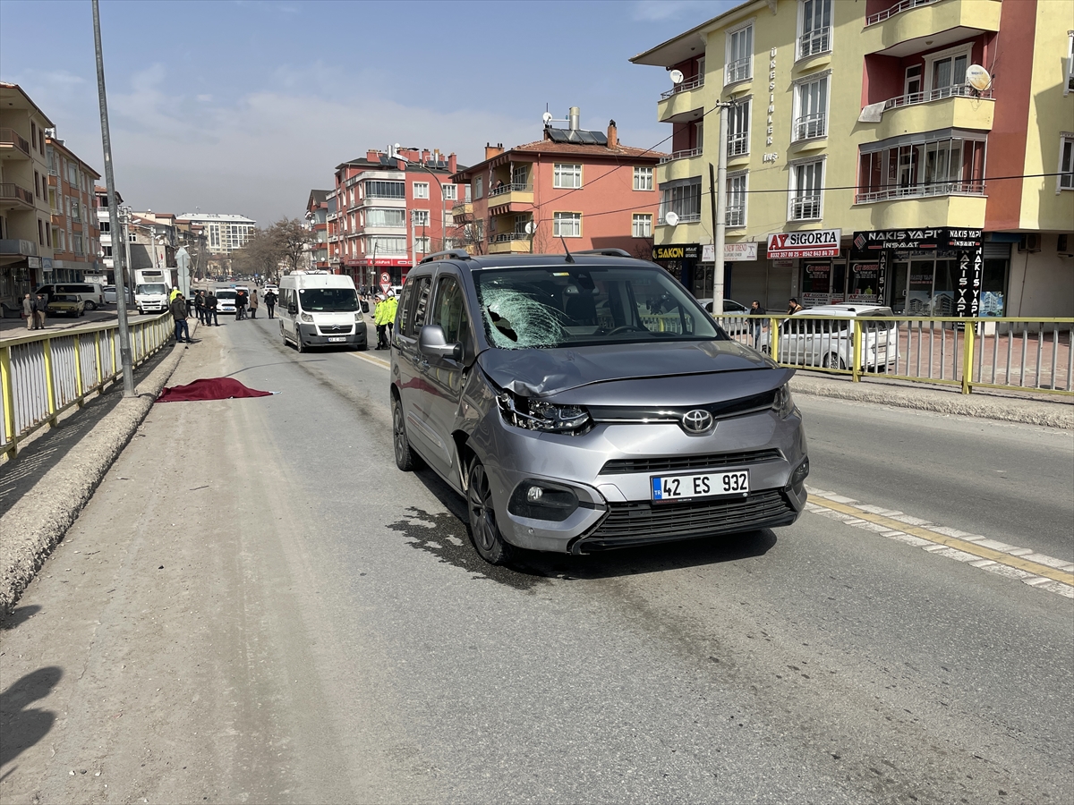 Konya'da hafif ticari aracın çarptığı yaya yaşamını yitirdi