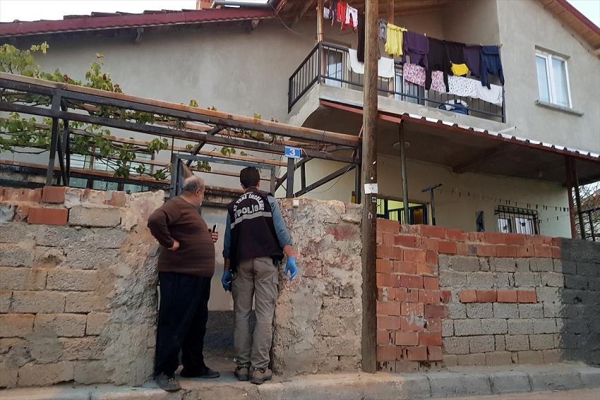 Konya'da iki aylık bebek yatağında ölü bulundu