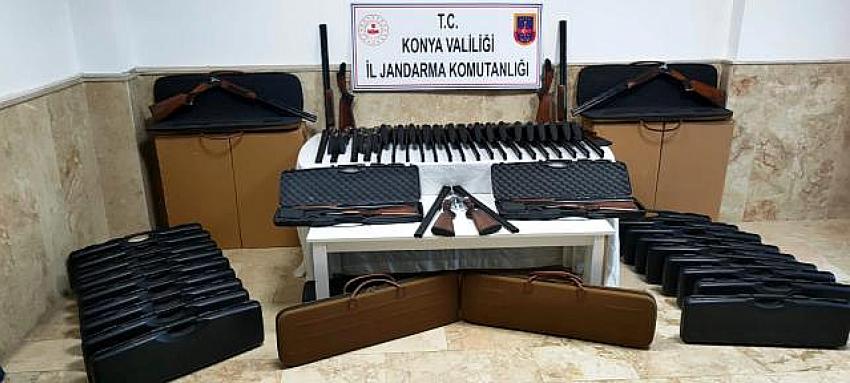 Konya'da jandarmadan kaçak silah operasyonu