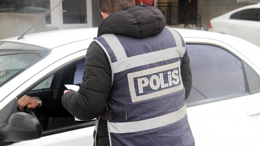 Konya'da karantinada olması gereken kişi araç kullanırken yakalandı
