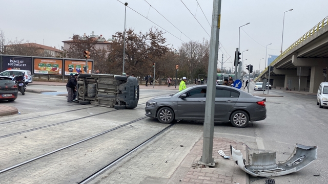 Konya’da kaza sonucu tramvay seferleri durdu!