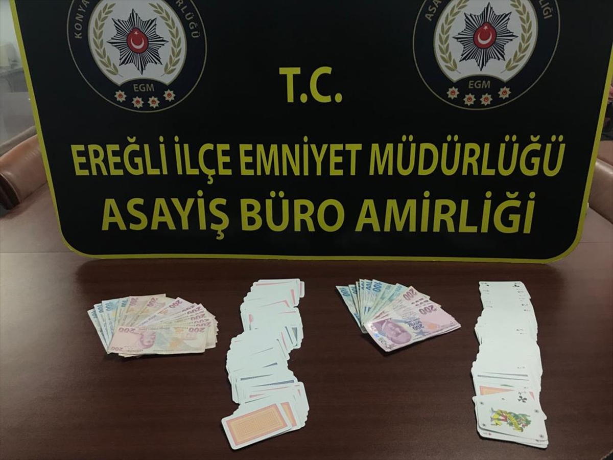 Konya'da kumar oynayan 8 kişiye 32 bin 440 lira ceza kesildi